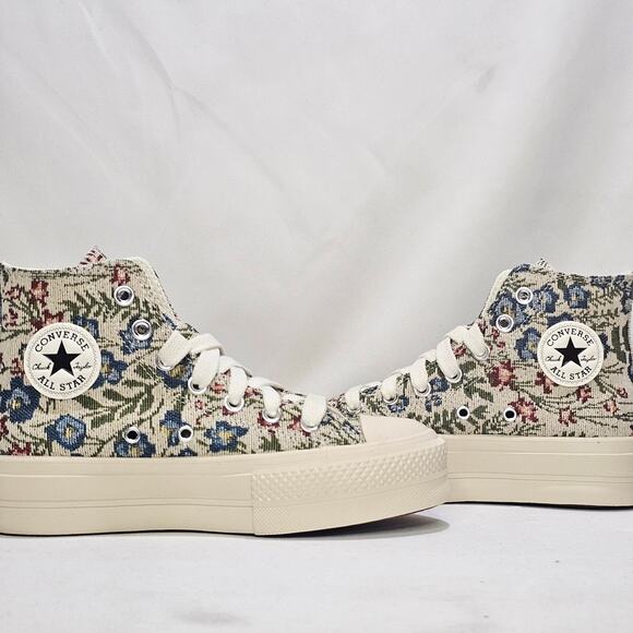 Converse Women's CTAS Lift Platform Tapestry Hi Tops Size 5.5 A11992C NWT - Picture 2 of 8